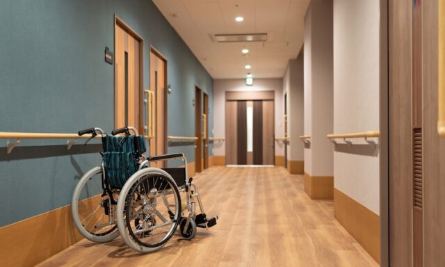 介護施設に最適なエアコン選びと換気の重要性を解説