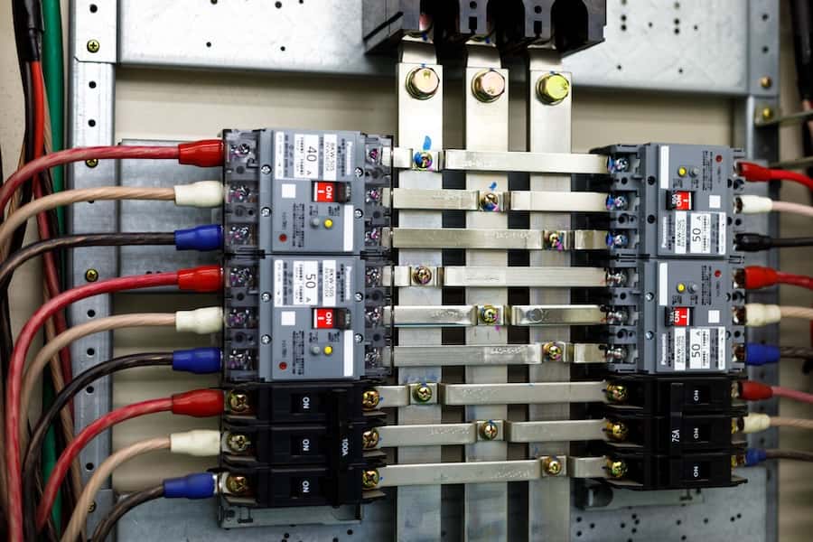 動力と電灯などの電気契約の種類の違い