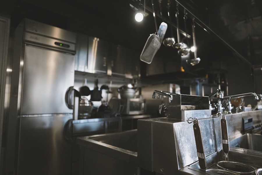 厨房用エアコンとは