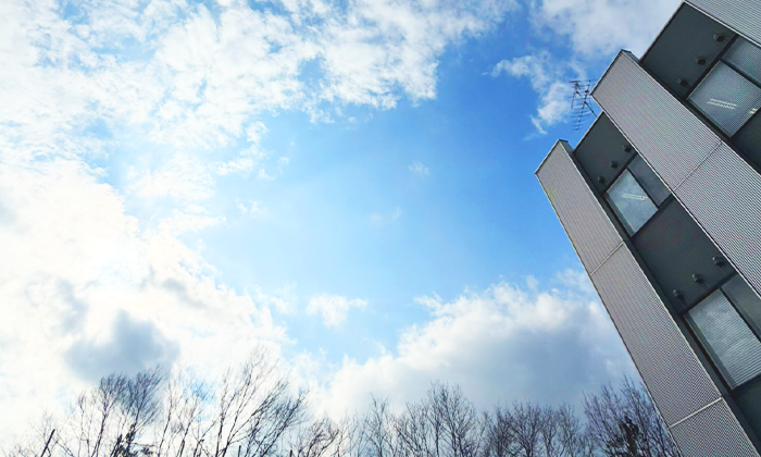 本拠点を新潟に設置した理由の一つは、佐藤氏の研究基盤がこの地にあることです。研究活動の継続性と発展性を踏まえ、最適な環境として判断いたしました。