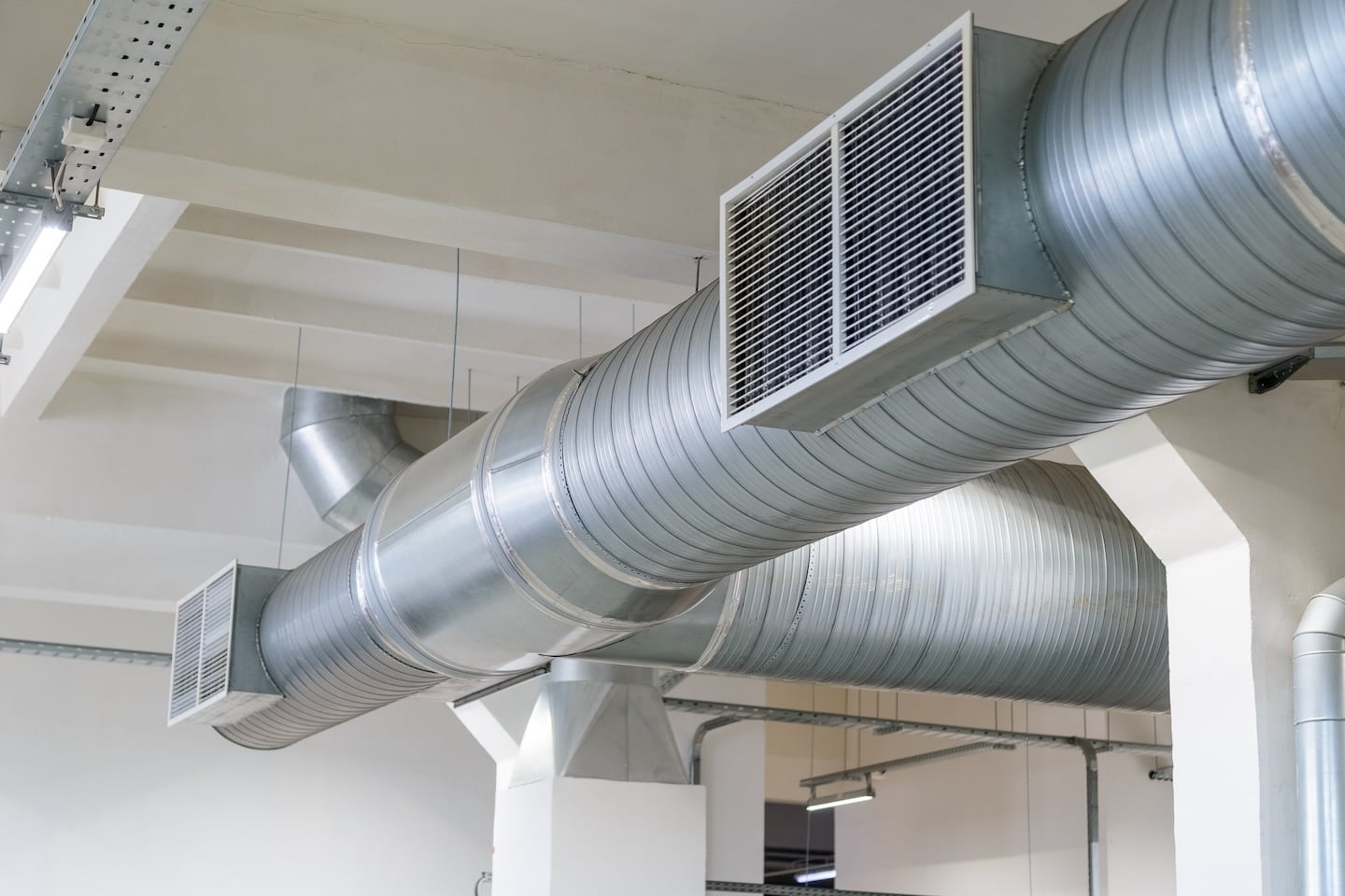 厨房が暑くなる飲食店で必要な空調設備