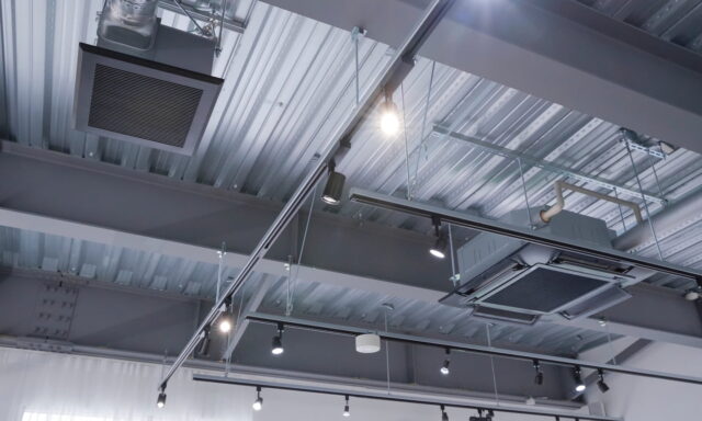 店舗の業種別で最適な業務用エアコンを紹介!店内の状況や環境に合わせた設備設計についても解説